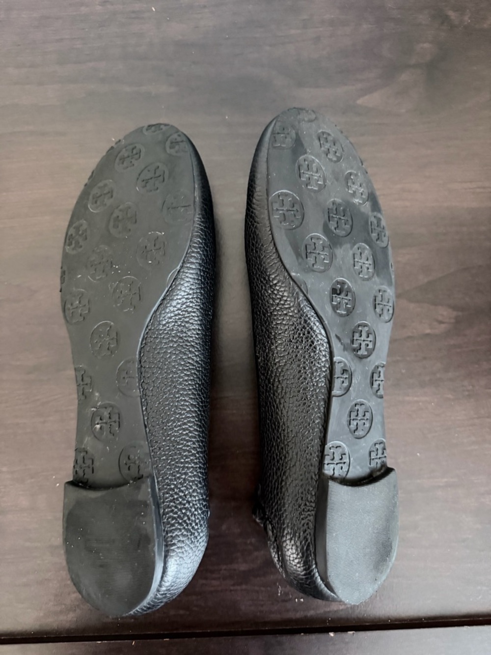 Tory Burch Black Leather Reva Ballet Flats Size 7.5 Logo Elastic Back - Picture 4 of 6